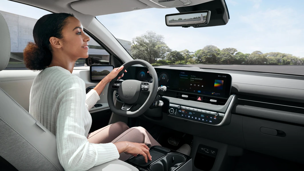 Hyundai IONIQ 5 Interior 2024 Global Key Visual 18